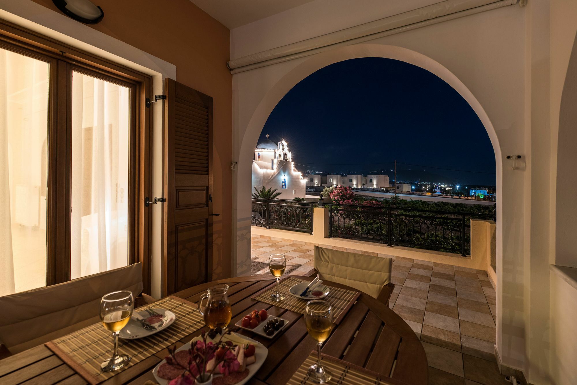 Vineyard Exclusive Suites Akrotírion Kültér fotó