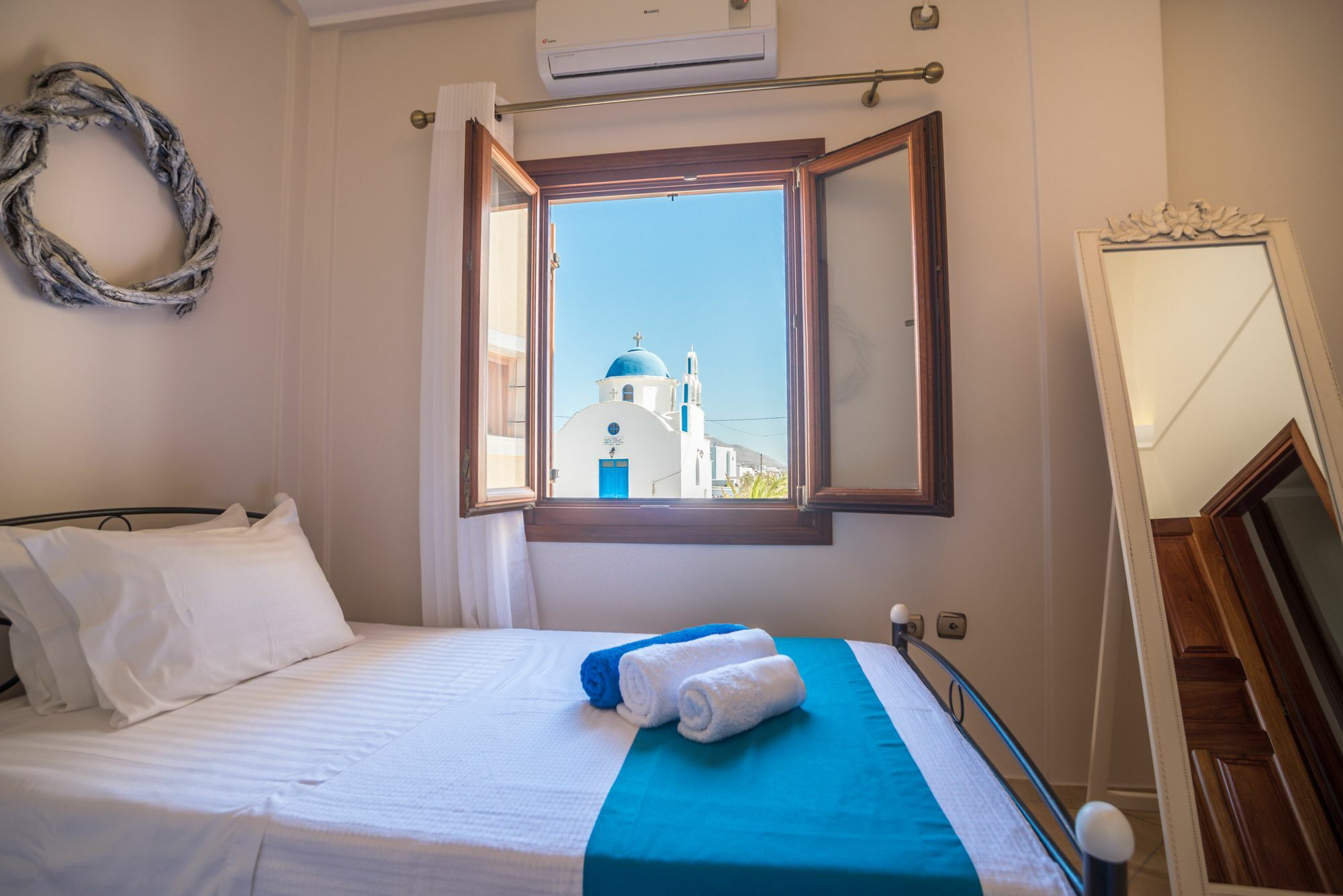 Vineyard Exclusive Suites Akrotírion Kültér fotó
