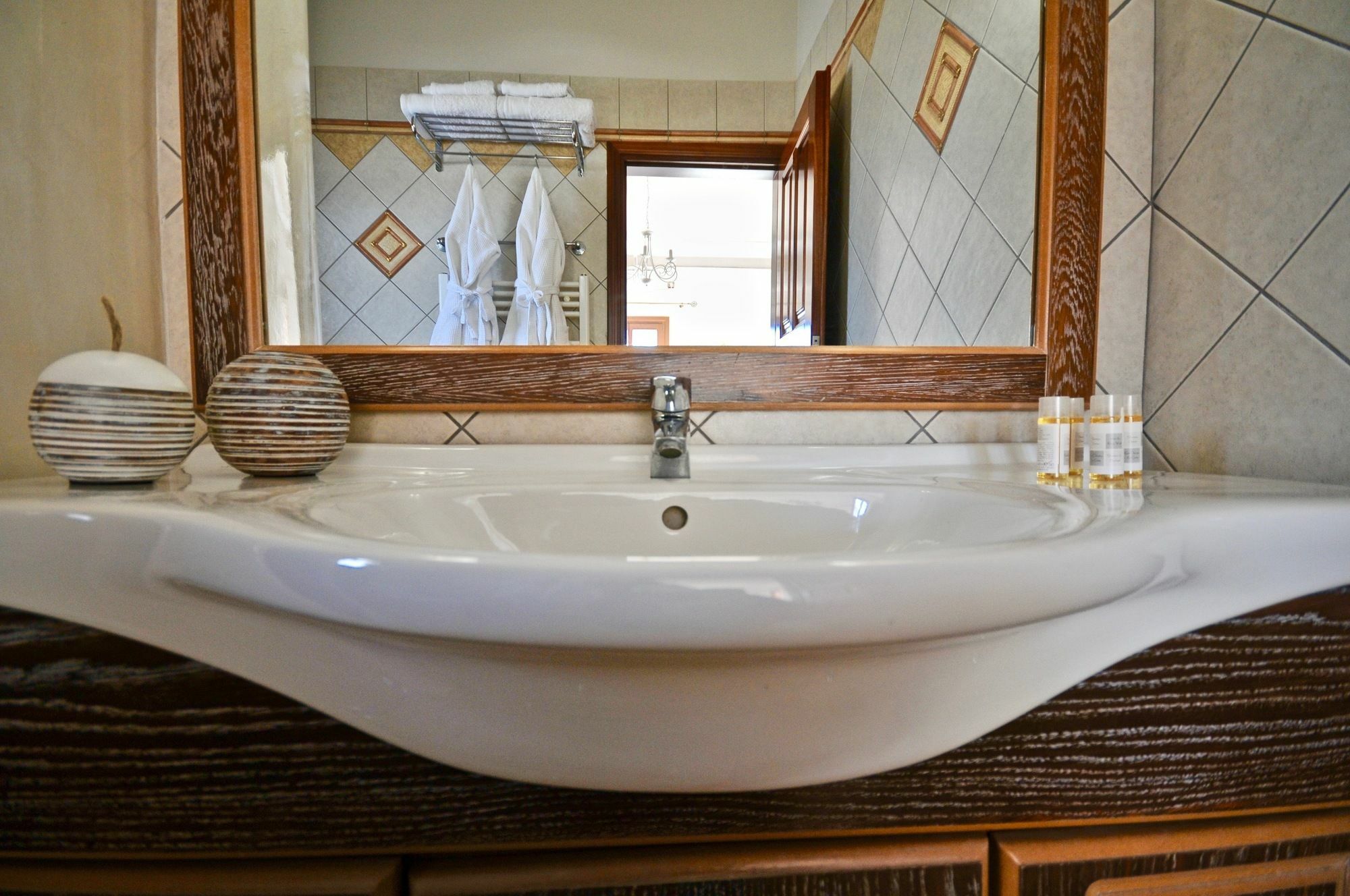 Vineyard Exclusive Suites Akrotírion Kültér fotó